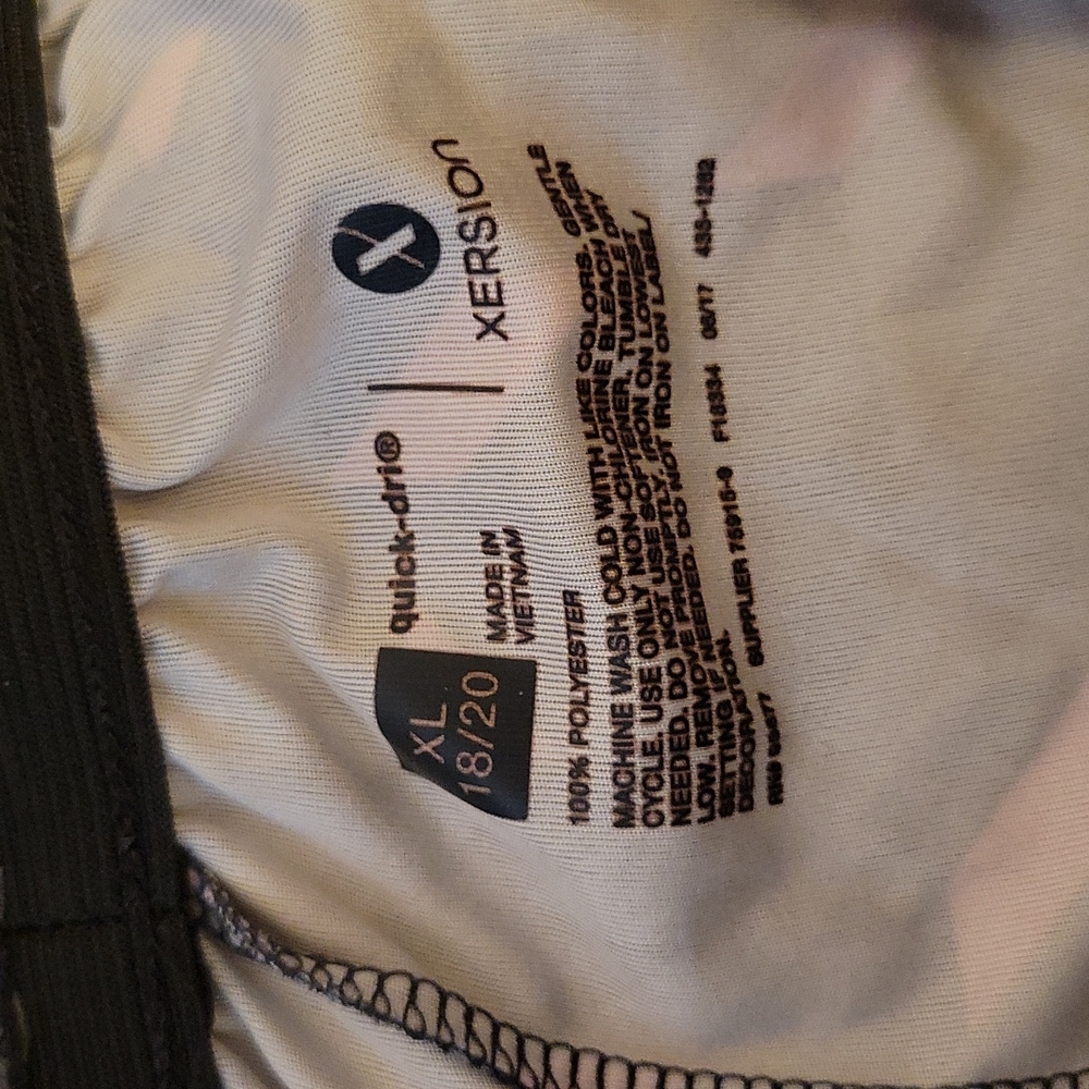 Xersion Quick-Dri Shorts - Picture 3 of 3